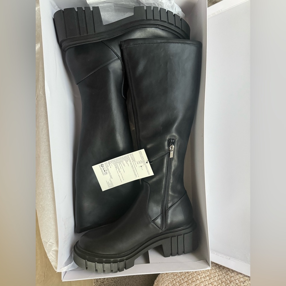 NEW Black Knee-High Leather Boots